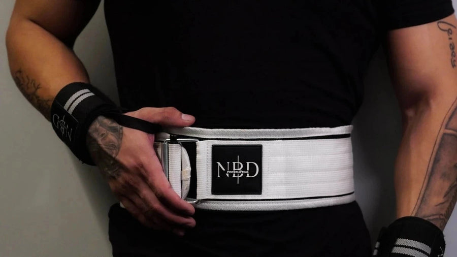 13mm powerlifting belt for sale - NBD NBD Self Locking weightlifting Belt detail close-up